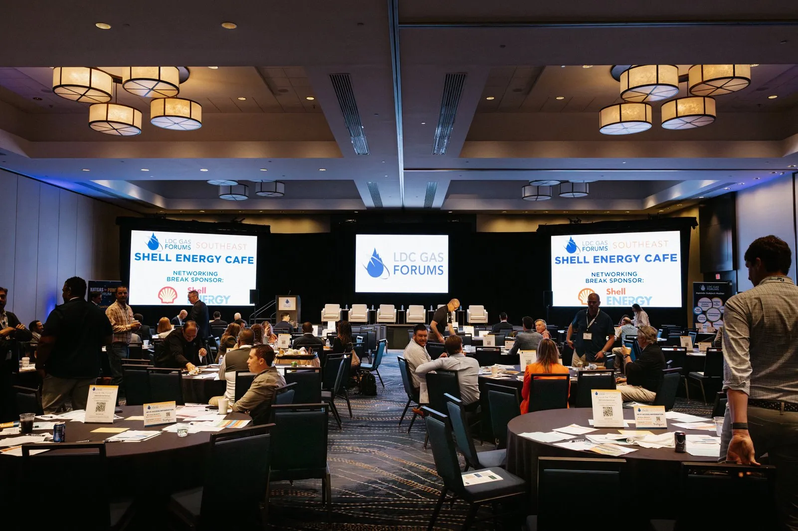 General session with three screens at the LDC Gas Forums Southeast NatGas Forum