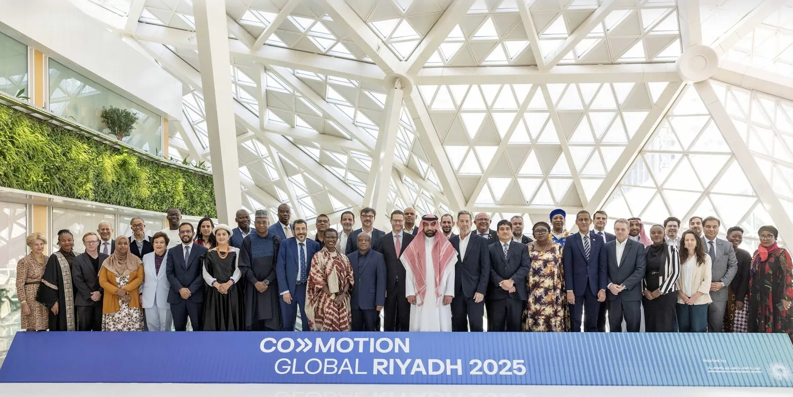 Group photo at CoMotion Global Riyadh 2025