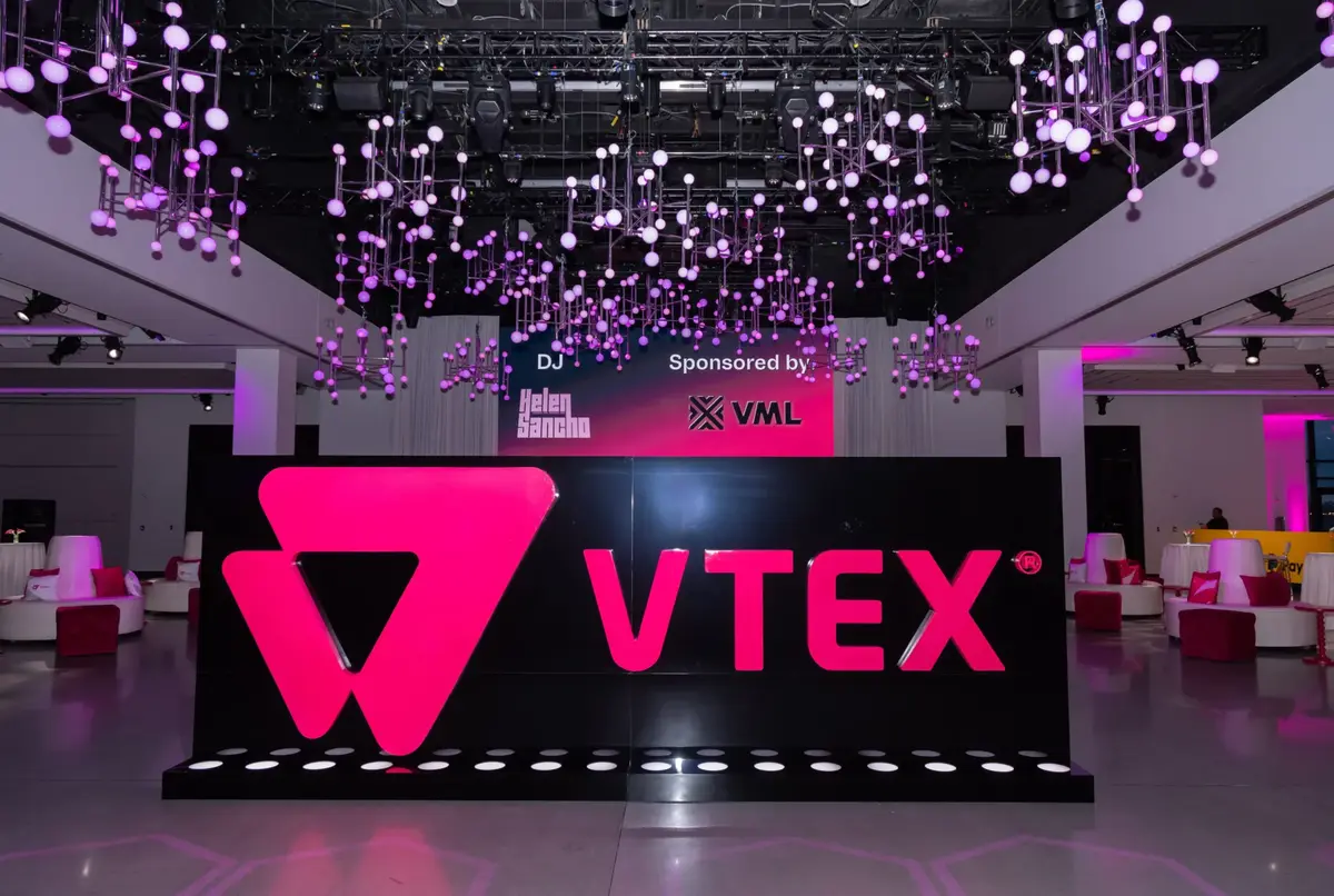 VTEX corporate event entrance