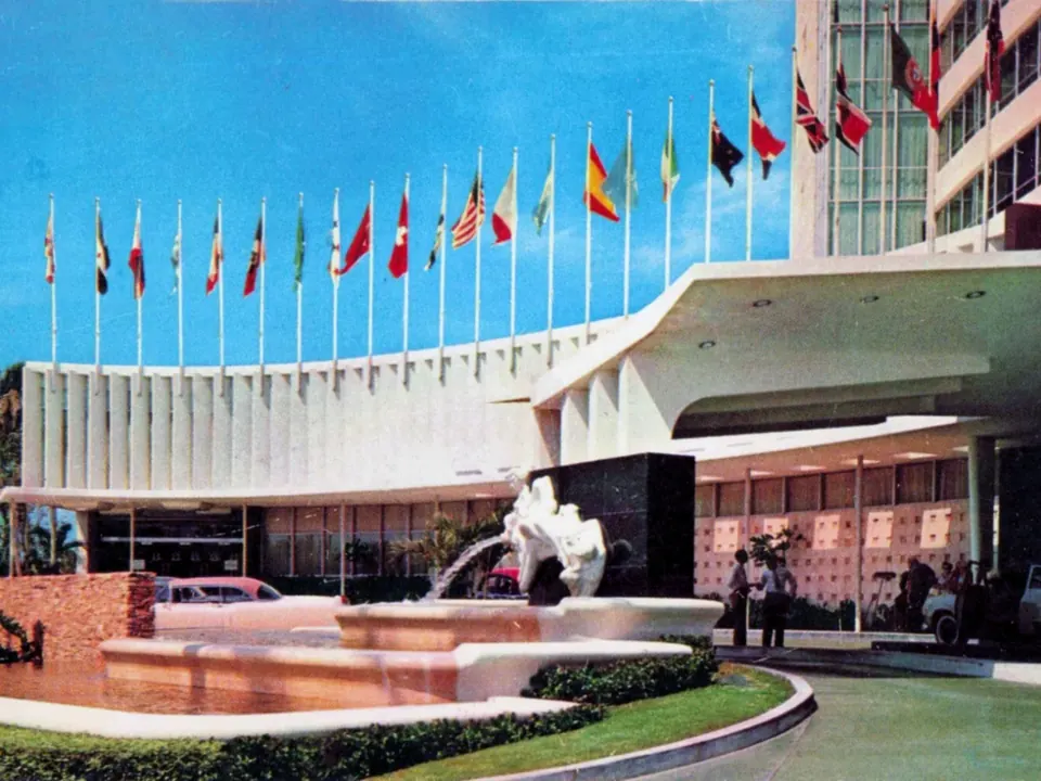 Entrance to the Fontainebleau Miami Beach.